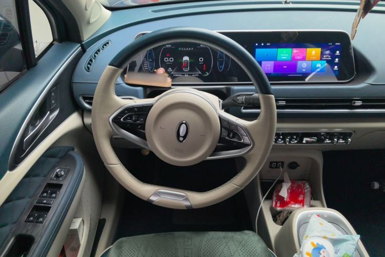 Used ORA Good Cat 2022 400km Standard Range Luxury Version Ternary Lithium Steering Wheel