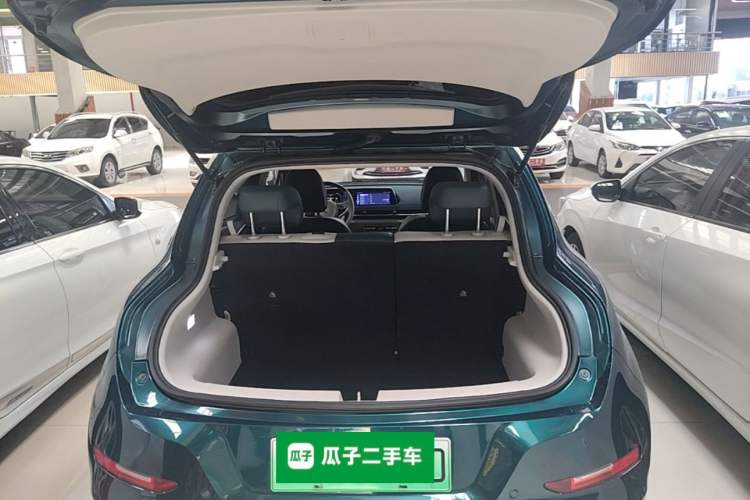 Used ORA Good Cat 2022 Morandi Edition 400km Standard Range Two-Week Young Enjoyment Version Lithium Iron Phosphate Trunk