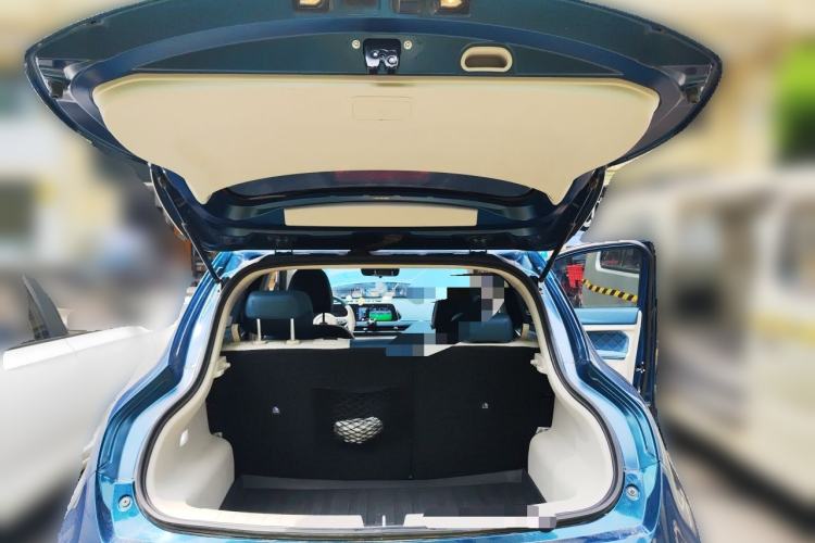 Used ORA Good Cat 2022 Morandi Edition 400km Standard Range Luxury Version Lithium-Ion Battery Trunk
