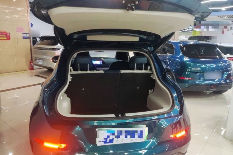 Used ORA Good Cat 2022 400km Standard Range Premium Version Lithium-Ion Battery Trunk