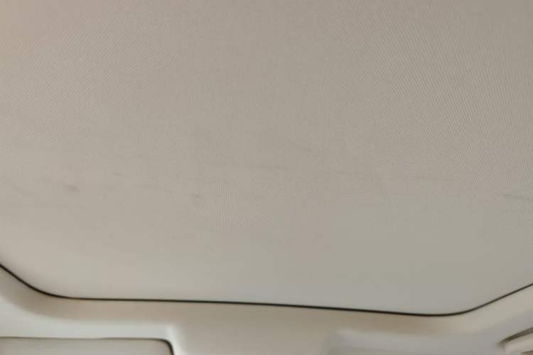 Used ORA Good Cat 2022 400km Standard Range Premium Version Lithium-Ion Battery Headliner