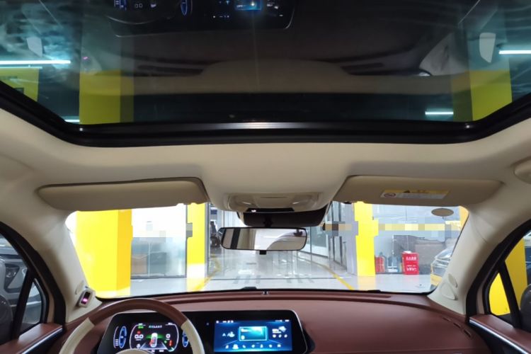 Used ORA Good Cat 2022 400km Standard Range Premium Version Lithium Iron Phosphate Headliner