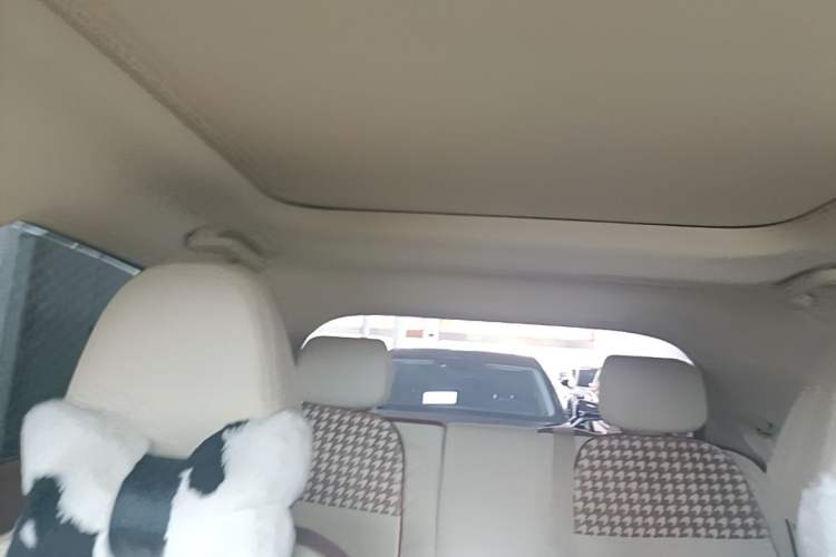 Used ORA Good Cat 2022 400km Standard Range Premium Version Lithium Iron Phosphate Headliner