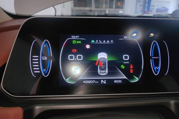 Used ORA Good Cat 2022 Morandi Edition 400km Standard Range Premium Version Lithium-Ion Battery Instrument Cluster