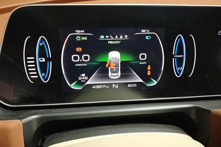 Used ORA Good Cat 2022 400km Standard Range Premium Version Lithium Iron Phosphate Instrument Cluster