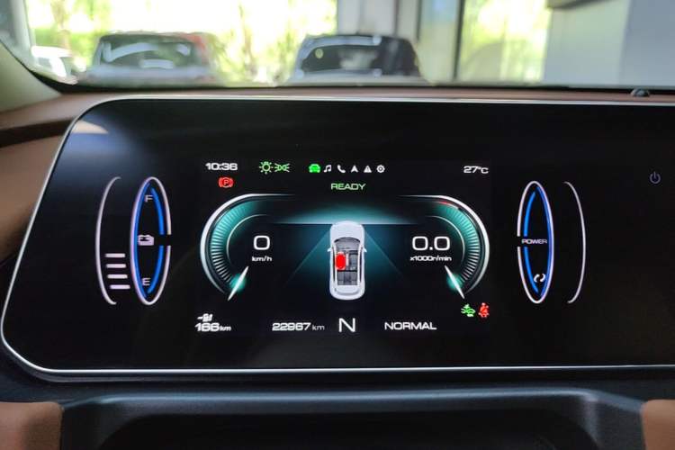 Used ORA Good Cat 2022 Morandi Edition 400km Standard Range Premium Version Lithium-Ion Battery Instrument Cluster