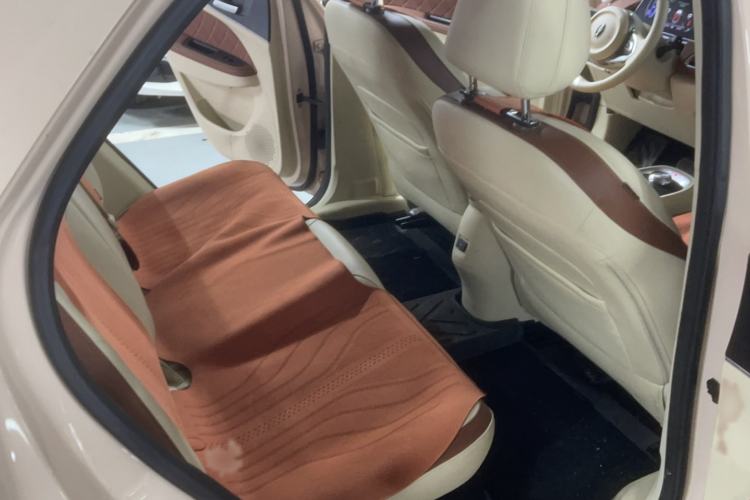 Used ORA Good Cat 2022 400km Standard Range Premium Version Lithium Iron Phosphate Interior 3