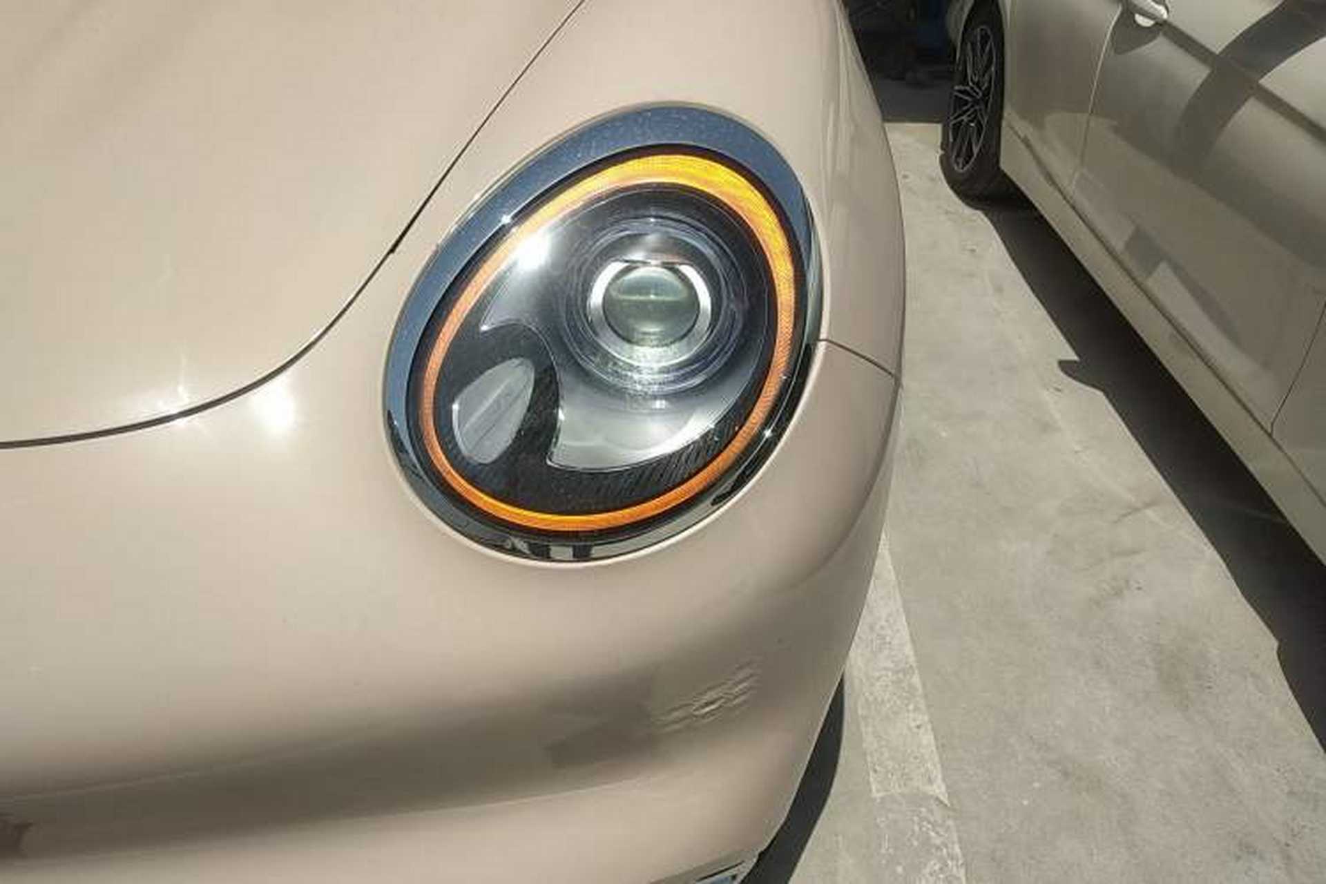 Used ORA Good Cat 2022 Morandi Edition 400km Standard Range Luxury Version Lithium-Ion Battery Left Front Headlight