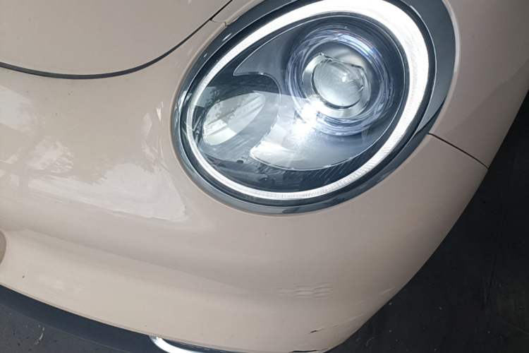 Used ORA Good Cat 2022 400km Standard Range Premium Version Lithium Iron Phosphate Left Front Headlight
