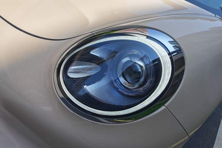 Used ORA Good Cat 2022 400km Standard Range Premium Version Lithium Iron Phosphate Left Front Headlight
