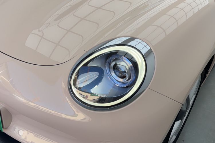 Used ORA Good Cat 2022 400km Standard Range Luxury Version Lithium Iron Phosphate Left Front Headlight