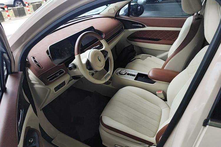 Used ORA Good Cat 2022 400km Standard Range Luxury Version Lithium Iron Phosphate Left Front Seat