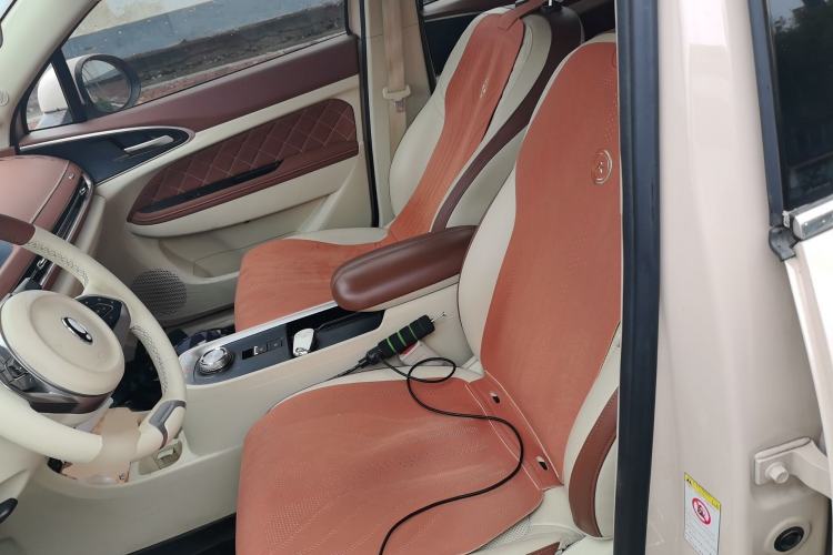 Used ORA Good Cat 2022 400km Standard Range Premium Version Lithium Iron Phosphate Left Front Seat