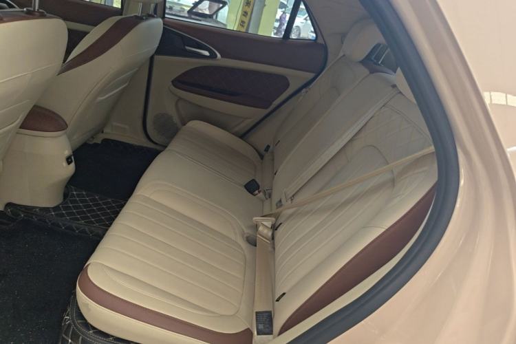Used ORA Good Cat 2022 Morandi Edition 400km Standard Range Premium Version Lithium-Ion Battery Left Rear Seat