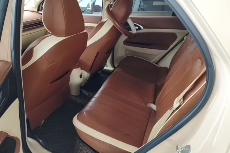 Used ORA Good Cat 2022 400km Standard Range Luxury Version Ternary Lithium Left Rear Seat