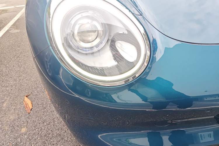 Used ORA Good Cat 2022 Morandi Edition 400km Standard Range Premium Version Lithium Iron Phosphate Right Front Headlight