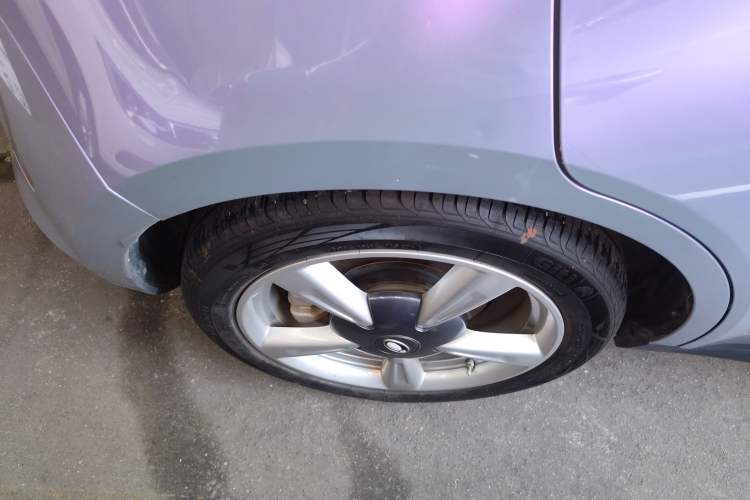 Used ORA Good Cat 2022 Morandi Edition 400km Standard Range Premium Version Lithium Iron Phosphate Right Rear Wheel Hub