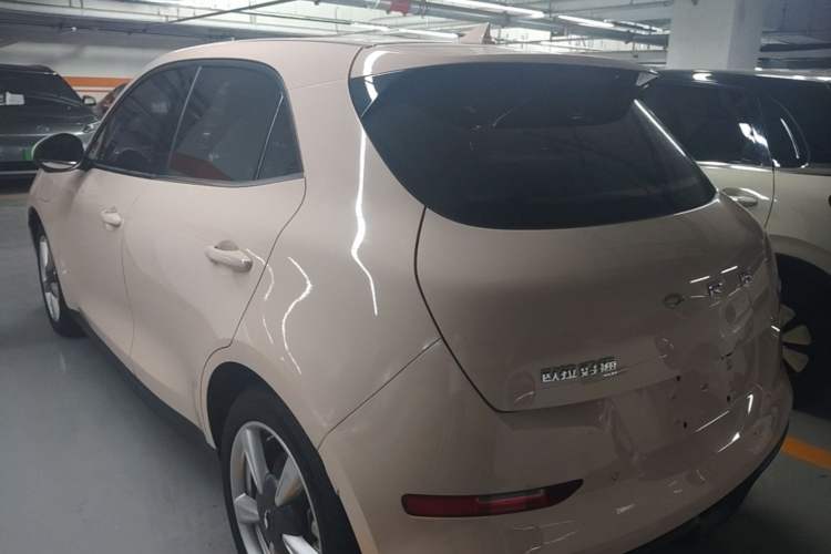 Used ORA Good Cat 2022 Morandi Edition 400km Standard Range Luxury Version Lithium-Ion Battery Rear Left 45 Deg