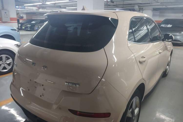 Used ORA Good Cat 2022 Morandi Edition 400km Standard Range Luxury Version Lithium-Ion Battery Rear Right 45 Deg