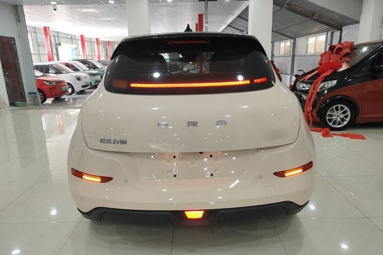 Used ORA Good Cat 2022 Morandi Edition 400km Standard Range Premium Version Lithium-Ion Battery Rear