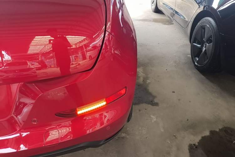 Used ORA Good Cat 2022 400km Standard Range Premium Version Lithium Iron Phosphate Right Rear Taillight