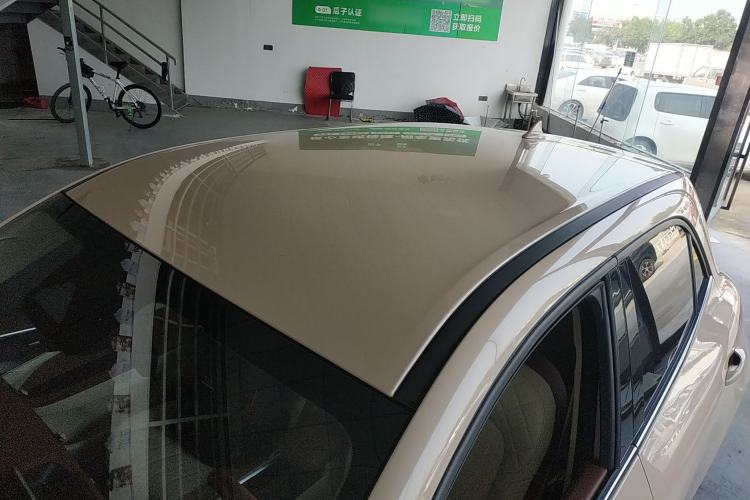Used ORA Good Cat 2022 Morandi Edition 400km Standard Range Luxury Version Lithium Iron Phosphate Roof