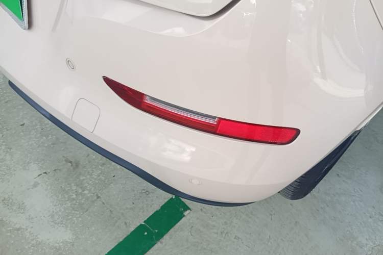 Used ORA Good Cat 2022 Morandi Edition 400km Standard Range Premium Version Lithium Iron Phosphate Right Rear Taillight