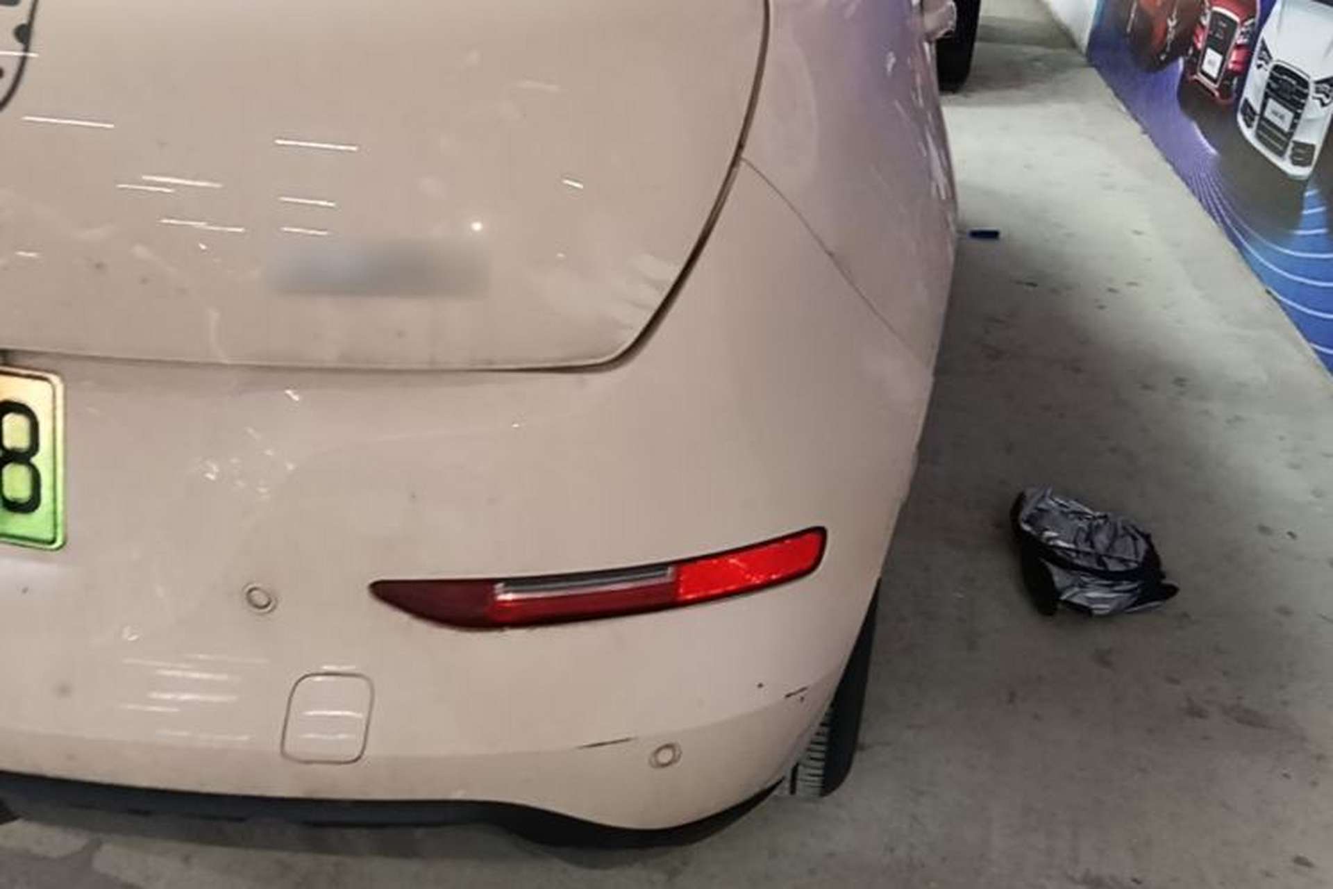 Used ORA Good Cat 2022 Morandi Edition 400km Standard Range Premium Version Lithium-Ion Battery Right Rear Taillight