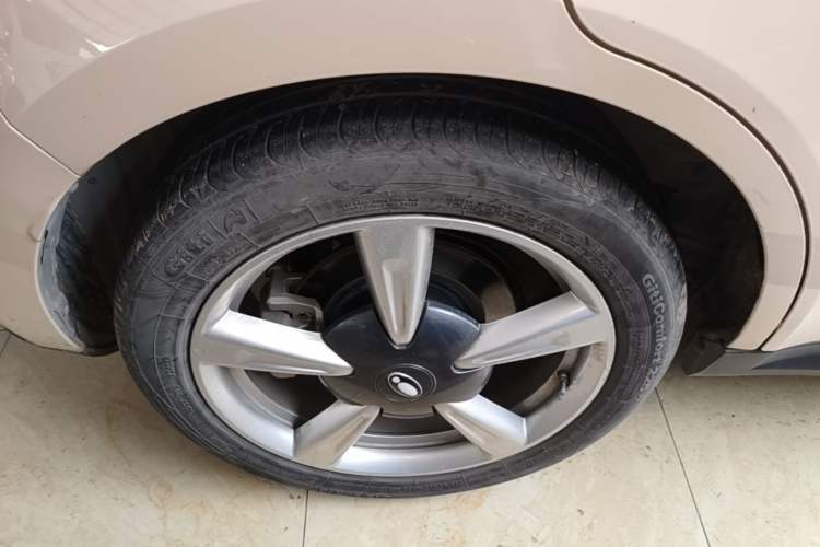 Used ORA Good Cat 2022 400km Standard Range Luxury Version Ternary Lithium Right Rear Wheel Hub