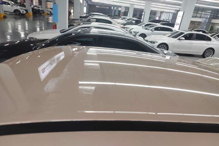 Used ORA Good Cat 2022 Morandi Edition 400km Standard Range Two-Week Young Enjoyment Version Lithium Iron Phosphate Roof