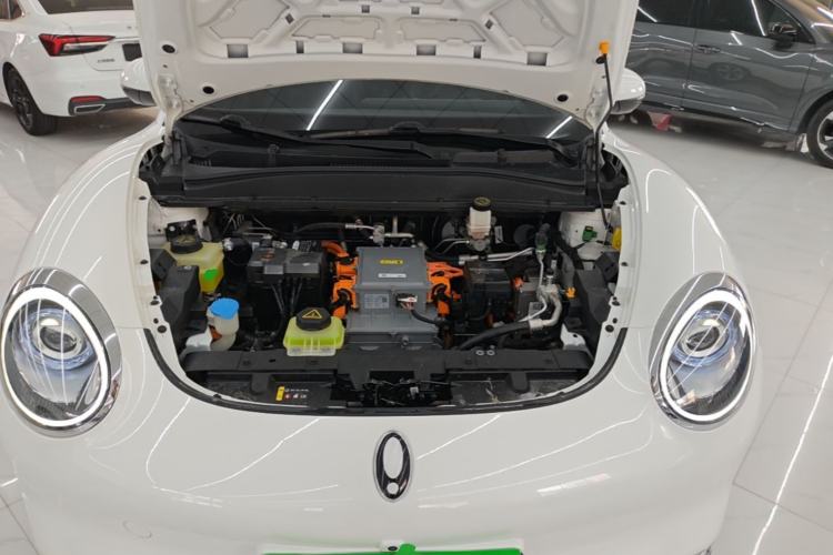 Used ORA Good Cat 2022 400km Standard Range Luxury Version Lithium Iron Phosphate Engine Bay