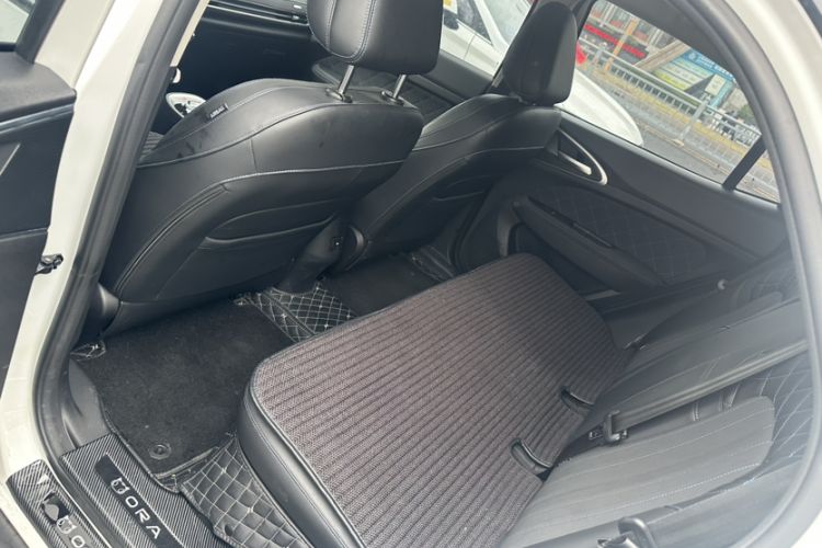 Used ORA Good Cat 2022 400km Standard Range Premium Version Lithium-Ion Battery Interior 3