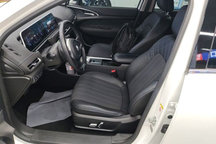 Used ORA Good Cat 2022 400km Standard Range Premium Version Lithium Iron Phosphate Left Front Seat