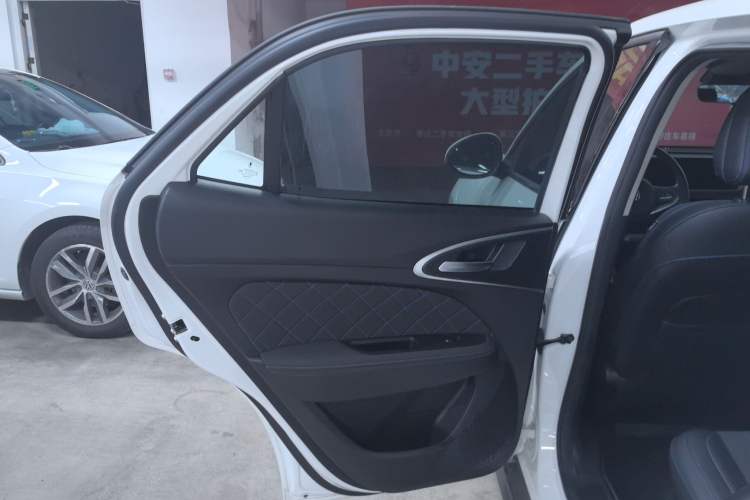 Used ORA Good Cat 2022 400km Standard Range Premium Version Lithium Iron Phosphate Left Rear Door Interior