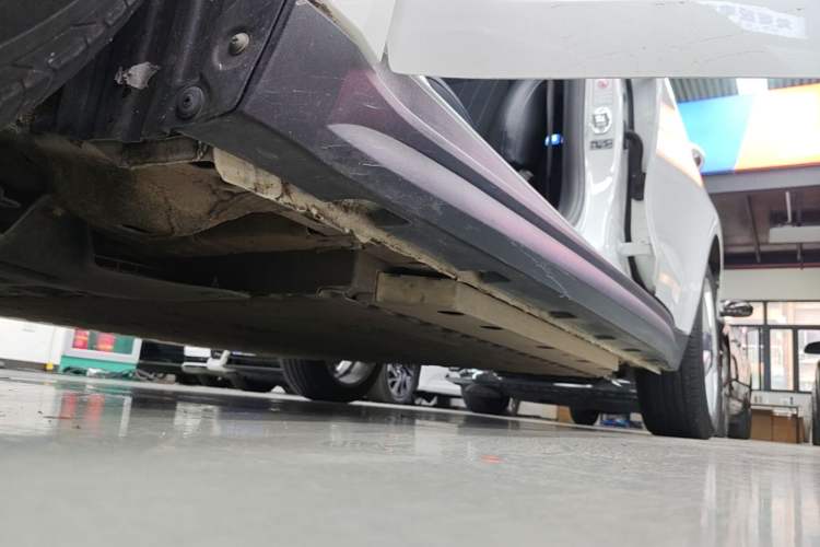 Used ORA Good Cat 2022 400km Standard Range Premium Version Lithium Iron Phosphate Left Side Sill