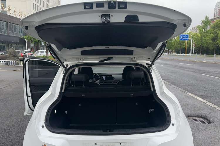 Used ORA Good Cat 2022 400km Standard Range Premium Version Lithium-Ion Battery Trunk