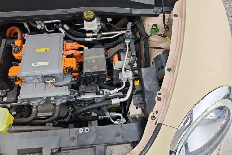 Used ORA Good Cat 2022 400km Standard Range Luxury Version Lithium Iron Phosphate Engine Bay Left