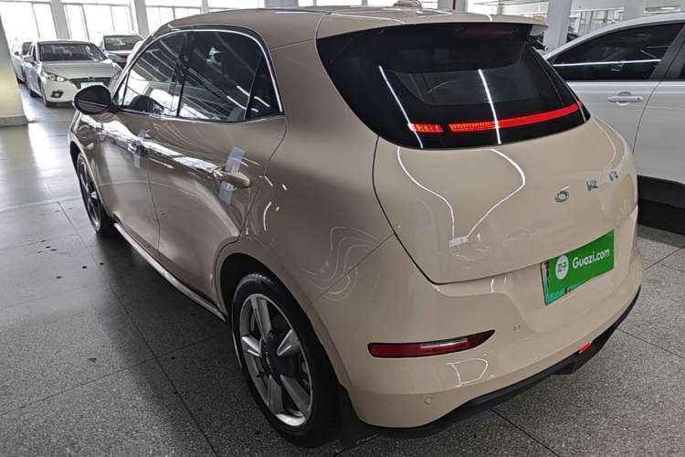 Used ORA Good Cat 2022 Morandi Edition 400km Standard Range Premium Version Lithium-Ion Battery Rear Left 45 Deg
