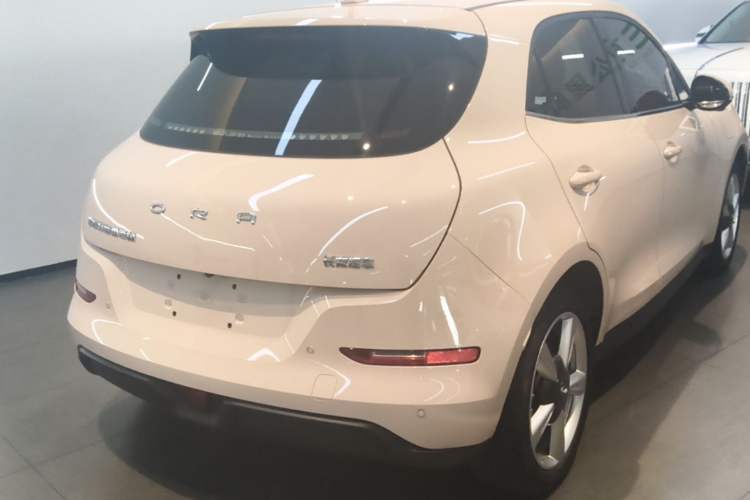 Used ORA Good Cat 2022 Morandi Edition 400km Standard Range Premium Version Lithium-Ion Battery Rear Right 45 Deg