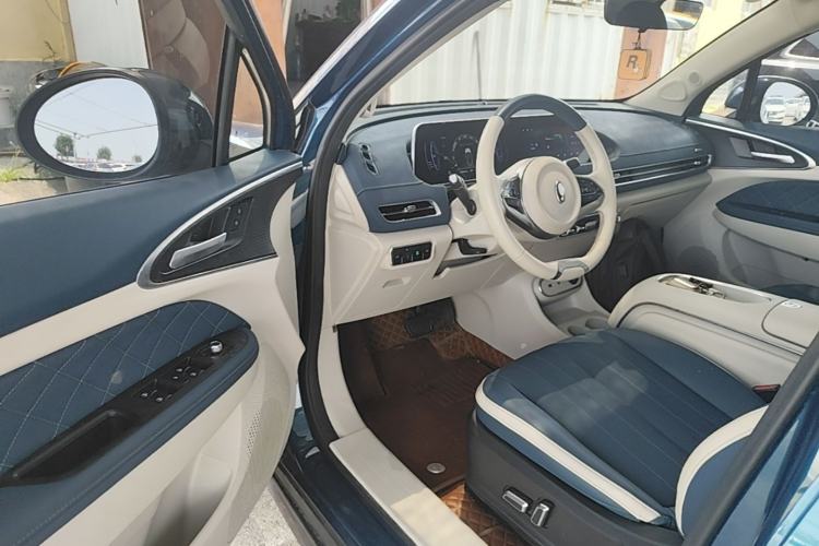 Used ORA Good Cat 2023 401 km Standard Range Premium Version Lithium Iron Phosphate Driver Seat