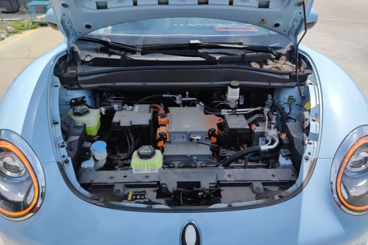 Used ORA Good Cat 2023 401 km Standard Range Premium Trim Ternary Lithium Engine Bay