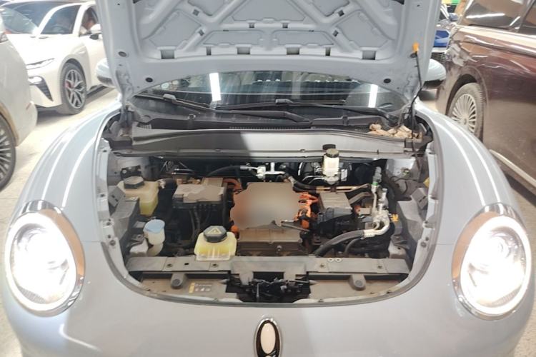 Used ORA Good Cat 2023 401 km Standard Range Premium Trim Ternary Lithium Engine Bay
