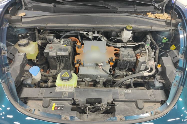 Used ORA Good Cat 2023 401 km Standard Range Comfort Version Lithium Iron Phosphate Engine Bay