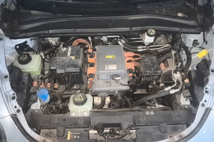 Used ORA Good Cat 2023 401 km Standard Range Luxury Version Lithium Iron Phosphate Engine Bay