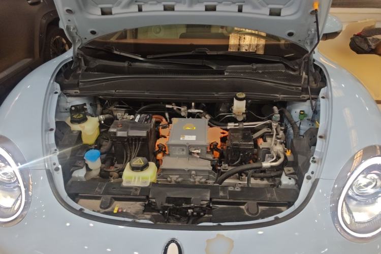 Used ORA Good Cat 2023 401 km Standard Range Luxury Version Lithium Iron Phosphate Engine Bay