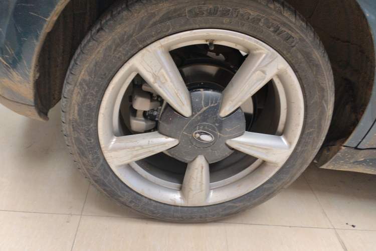 Used ORA Good Cat 2023 401 km Standard Range Prestige Version Lithium Iron Phosphate Exterior 5