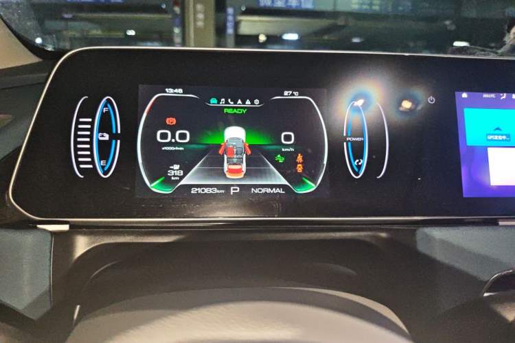 Used ORA Good Cat 2023 401 km Standard Range Comfort Version Lithium Iron Phosphate Instrument Cluster