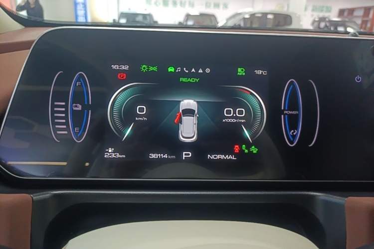 Used ORA Good Cat 2023 401 km Standard Range Premium Version Lithium Iron Phosphate Instrument Cluster