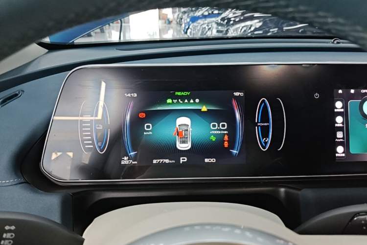 Used ORA Good Cat 2023 401 km Standard Range Luxury Version Lithium Iron Phosphate Instrument Cluster