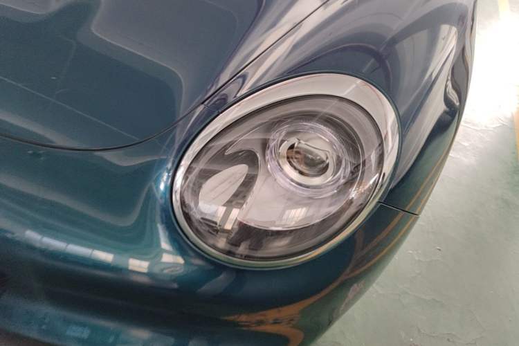 Used ORA Good Cat 2023 401 km Standard Range Comfort Version Lithium Iron Phosphate Left Front Headlight